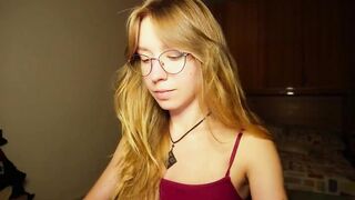 Watch Sia_A Cam Porn Video [Myfreecams] - green eyes, angel, redhead, slim, friendly