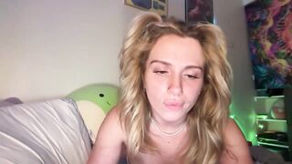 lolaa555 Cam Porn Video [Chaturbate] - swim, pussylovense, deepthroat, lactation