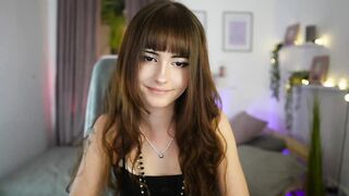 Ella_Young New Porn Video [Myfreecams] - cute, c2c, barerylegal, sensual, dancing