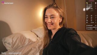 Watch alexispeach Cam Porn Video [Chaturbate] - natural, lovense, erotic, blonde
