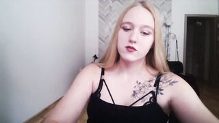 MollyWinters HD Porn Video [Myfreecams] - punish, pussylovense, soles, pegging, devil