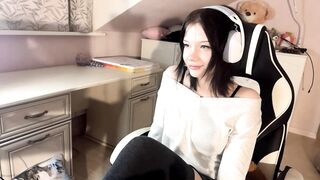 Watch kalarebholz New Porn Video [Chaturbate] - new, shy, 18, teen, goth