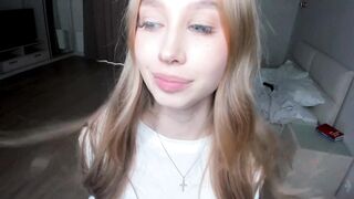 Watch capricemarileen New Porn Video [Chaturbate] - new, feet, 18, skinny, cute