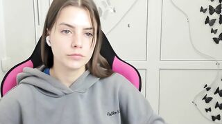 Watch hiddenmellow Cam Porn Video [Chaturbate] - new, shy, 19, oilyshow, bigtits