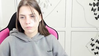 Watch hiddenmellow Cam Porn Video [Chaturbate] - new, shy, 19, oilyshow, bigtits