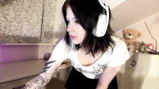kalarebholz Hot Porn Video [Chaturbate] - new, shy, 18, teen, goth
