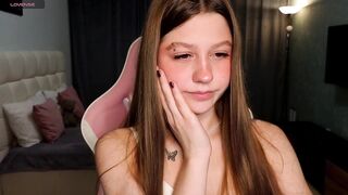 milanafallin Top Porn Video [Chaturbate] - new, natural, young, 18, skinny