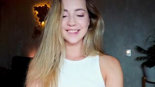 Watch rosee_emmi HD Porn Video [Chaturbate] - me, smalltits, busty, plug