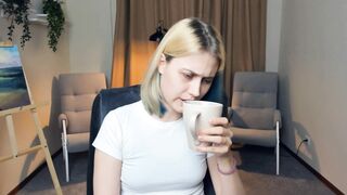 Watch angelinaholly HD Porn Video [Chaturbate] - new, shy, 18, blonde, skinny