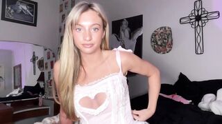 uronlysabrina New Porn Video [Chaturbate] - new, blonde, bigboobs, colombia