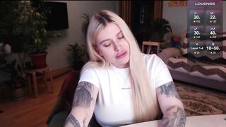 Watch QueenSamm Best Porn Video [Myfreecams] - plump juicy lips, bdsm stuff, best friend here, waxing everywhere, lingery