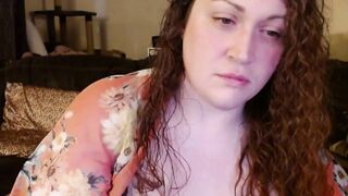 ChaoticSiren_ Hot Porn Video [Myfreecams] - CBT, long hair, cute, thick, mean