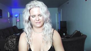 Watch Snow_Icy Top Porn Video [Myfreecams] - stoner chick, juicy lips, white girl, BBC, ravy PAWG