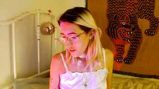 Watch discobb HD Porn Video [Myfreecams] - shy, colored hair, honest, musician, hot