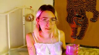 Watch discobb HD Porn Video [Myfreecams] - shy, colored hair, honest, musician, hot