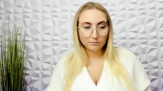 Watch JuliaTrue New Porn Video [Myfreecams] - cute, c2c, naughty, tease, lips