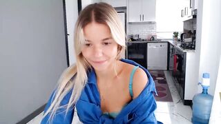 Mollyluv1 Leaked Porn Video [Myfreecams] - shaved, feet, passionate, petite, blonde