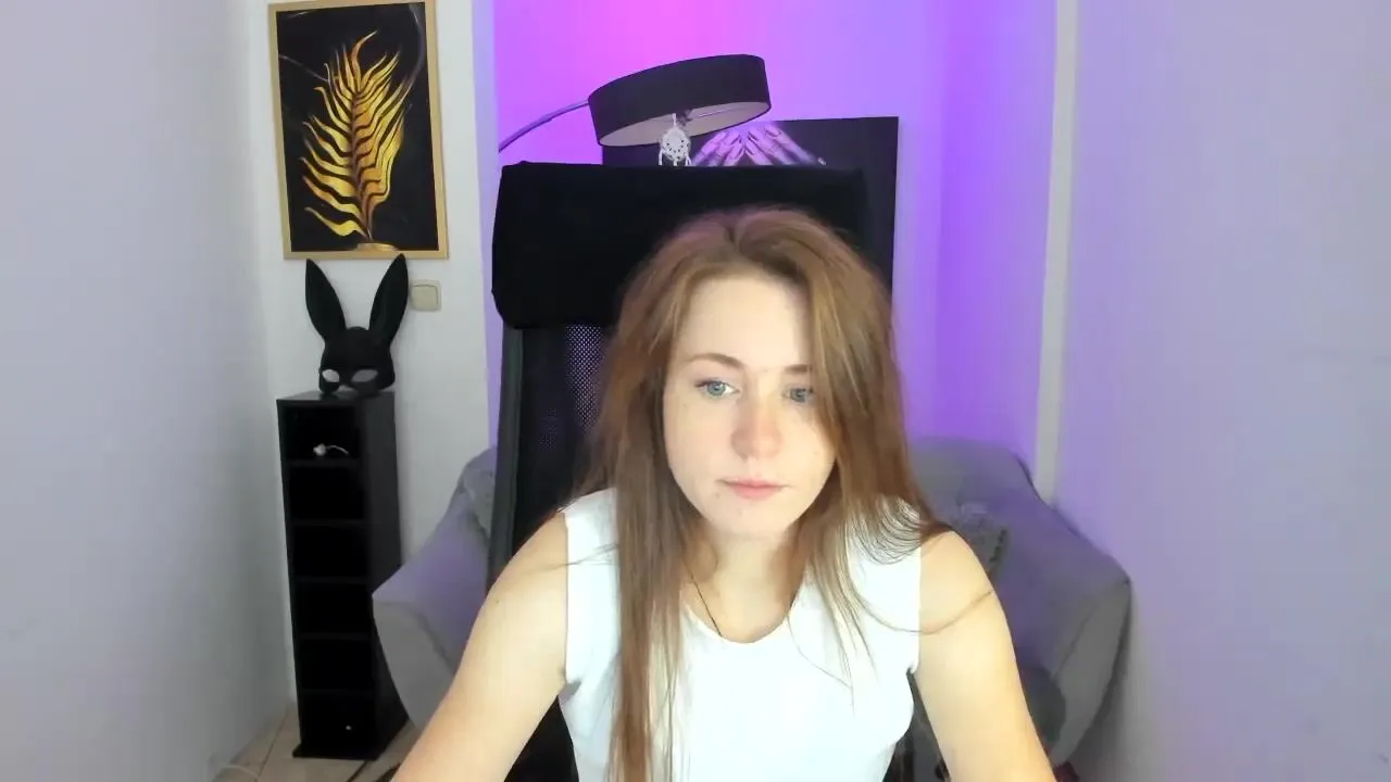 Moonshinee Top Porn Video [Myfreecams] - sexy lips, new model, group show,  18, hot