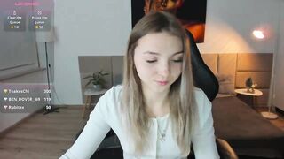 Watch Daisyy HD Porn Video [Myfreecams] - c2c, teen, cute, legs, spanking