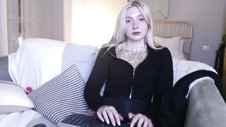 Tattoo_bbgirl HD Porn Video [Myfreecams] - petite, sexy, white, natural, piercings