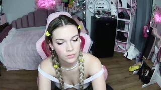 Watch Sarahsweets18 New Porn Video [Myfreecams] - hot, squirter, brown eyes, friendly, new