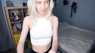 Watch vanilla_1ips New Porn Video [Chaturbate] - new, shy, 18, skinny, blonde