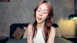 SueMarshall Cam Porn Video [Stripchat] - hd, teens, cam2cam, lovense, foot-fetish