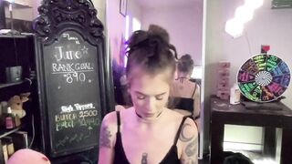 Watch RileyWoods Hot Porn Video [Myfreecams] - stoner, dimples, chill, tattooed, blow job