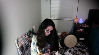 SingingSmiles Best Porn Video [Myfreecams] - friendly, unique, singing, glasses, mature