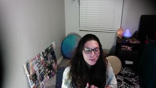 SingingSmiles Best Porn Video [Myfreecams] - friendly, unique, singing, glasses, mature