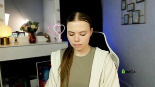 Watch lolly_tobi HD Porn Video [Stripchat] - petite-white, deluxe-cam2cam, twerk, lesbians, doggy-style