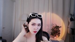 Watch siji_kiki Cam Porn Video [Stripchat] - chinese, dirty-talk, asian, pov, middle-priced-privates-asian