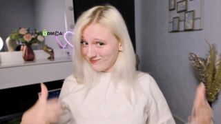 madam_uliis Hot Porn Video [Stripchat] - girls, romantic, cam2cam, erotic-dance, kissing