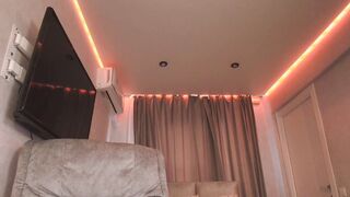Watch tripleprinces Hot Porn Video [Chaturbate] - feet, pretty, natural, smallboobs