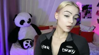 LinaLirian New Porn Video [Stripchat] - smoking, cooking, russian-blondes, glamour, cheapest-privates-teens