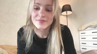 fflloowweerr Hot Porn Video [Chaturbate] - feet, new, shy, slim, pvt