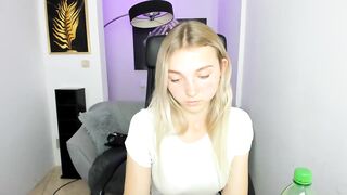 Daisyy HD Porn Video [Myfreecams] - group show, natural, sexy lips, dancing, pvt