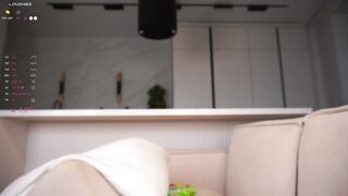 Watch holyhee Cam Porn Video [Chaturbate] - new, 18, skinny, teen, petite