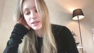 fflloowweerr Top Porn Video [Chaturbate] - feet, new, shy, slim, pvt
