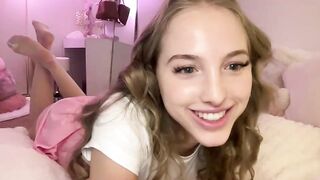 sofiaaaxoxoxo HD Porn Video [Chaturbate] - new, 18, bigboobs, cameltoe, latin