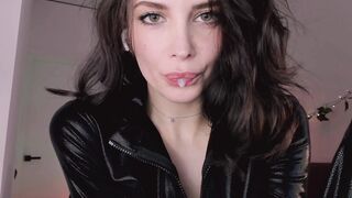erohaze HD Porn Video [Chaturbate] - mistress, femdom, pantyhose, strapon, findom