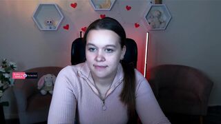 laura_whisper HD Porn Video [Stripchat] - middle-priced-privates, new-young, couples, dirty-talk, white