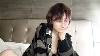 Watch my_melody02 Hot Porn Video [Chaturbate] - nonude, smoking, twogirls, devil, skinnybody