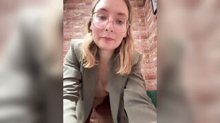 The_Snowwhitee Hot Porn Video [Stripchat] - dildo-or-vibrator-anal, dirty-talk, heels, facial, big-ass-anal