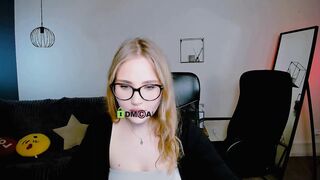 amelia_shiny_ Cam Porn Video [Stripchat] - foot-fetish, petite, middle-priced-privates, hd, petite-white
