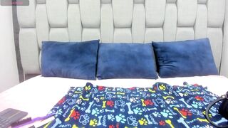 Sarita_Horny Best Porn Video [Stripchat] - shaven, big-ass-teens, black-hair-teens, camel-toe, small-audience