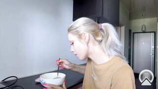VasyaSylvia Leaked Porn Video [Stripchat] - russian-blondes, small-tits, oil-show, cam2cam, kissing