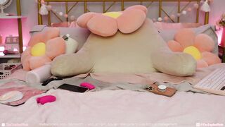Watch taylorpink Cam Porn Video [Chaturbate] - feet, tatted, lovense, squirt, niceass