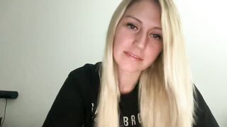 smexxii93 New Porn Video [Chaturbate] - natural, milf, sexy, blonde