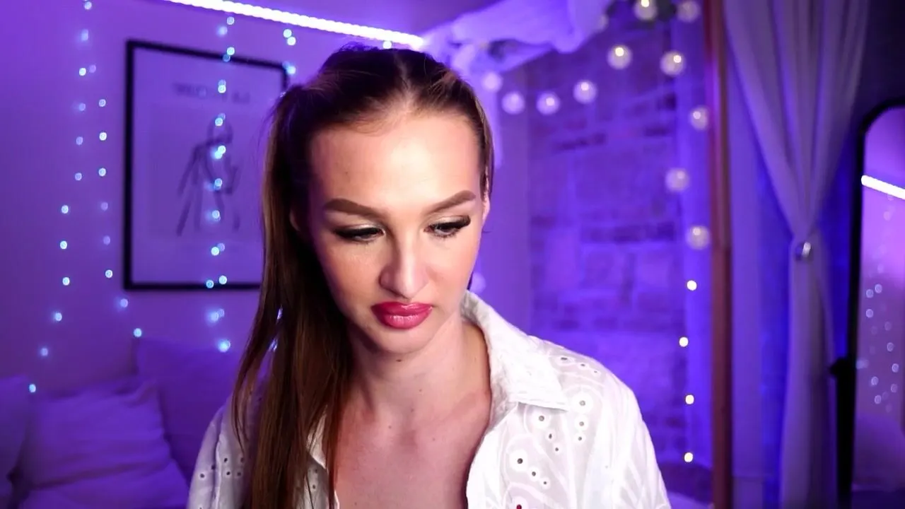 Wild_lov Cam Porn Video [Myfreecams] - cumshowgoal, coloredhair, model,  love, swim